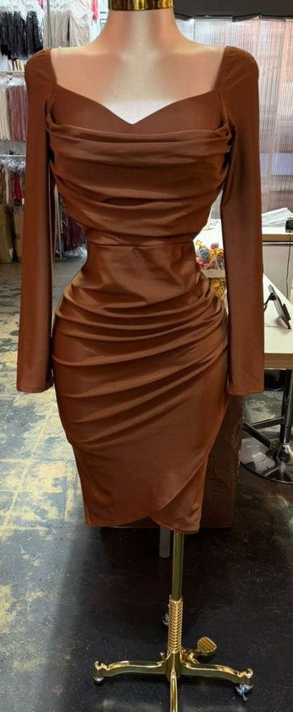 Demi Long Sleeve Sweetheart Neck Midi Dress