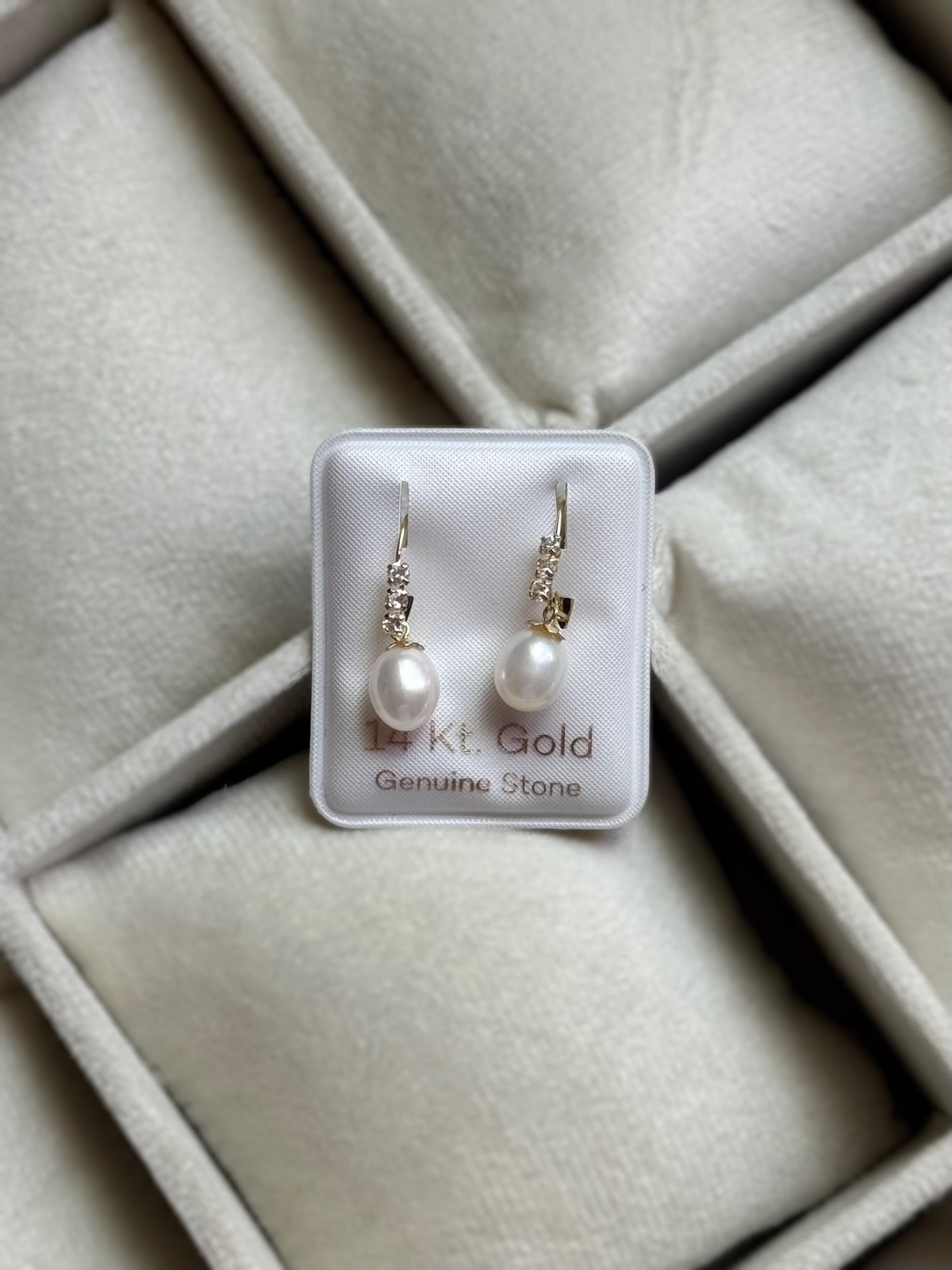 14K GOLD GENUINE STONE Pearl Earrings